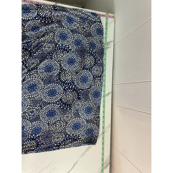 Catherines Plus Blue Medallion Lighthouse Point Blouse Popover Easy care Size 2X - Picture 6 of 6